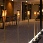 דקר גינה HIAMA גובה 120ס"מ סולארי מוגן מים, אפקט להבה כולל שלט