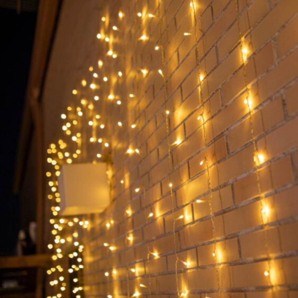 9 וילון לדים Luceo רוחב 6 מ' גובה 3 מ' מוגן מים עם חיבור לחשמל – תמונה 1