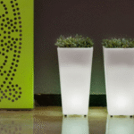 עציץ MELISA30 מואר מוגן מים סולארי ונטען