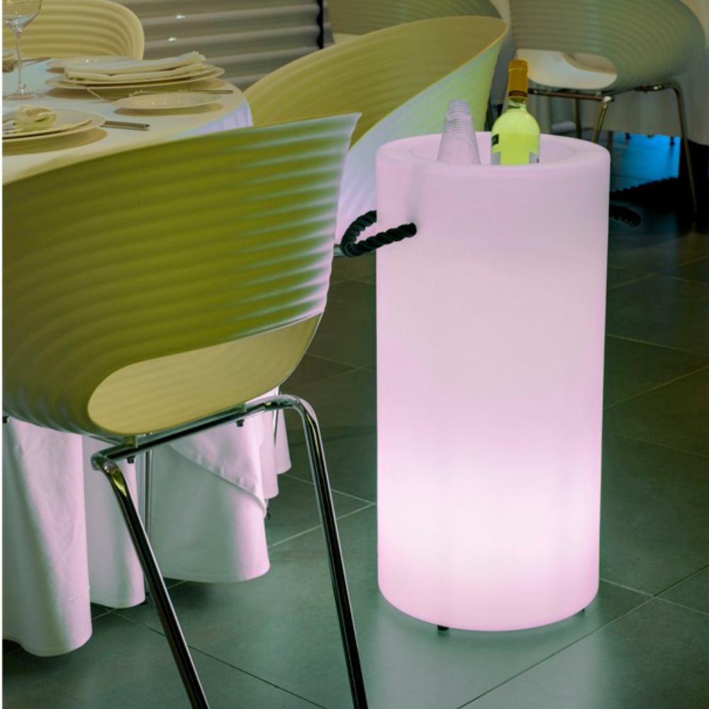 16 כד משקאות מעוצב נייד עם תאורה סולארית – תמונה 1