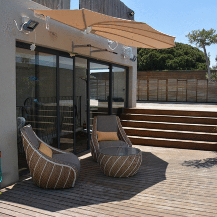 סוכך קטן צמוד קיר איכותי וייחודי במס' גוונים לבחירה